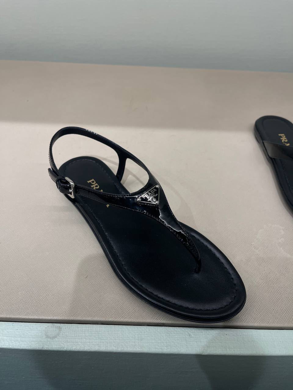 Patent leather thong sandals
