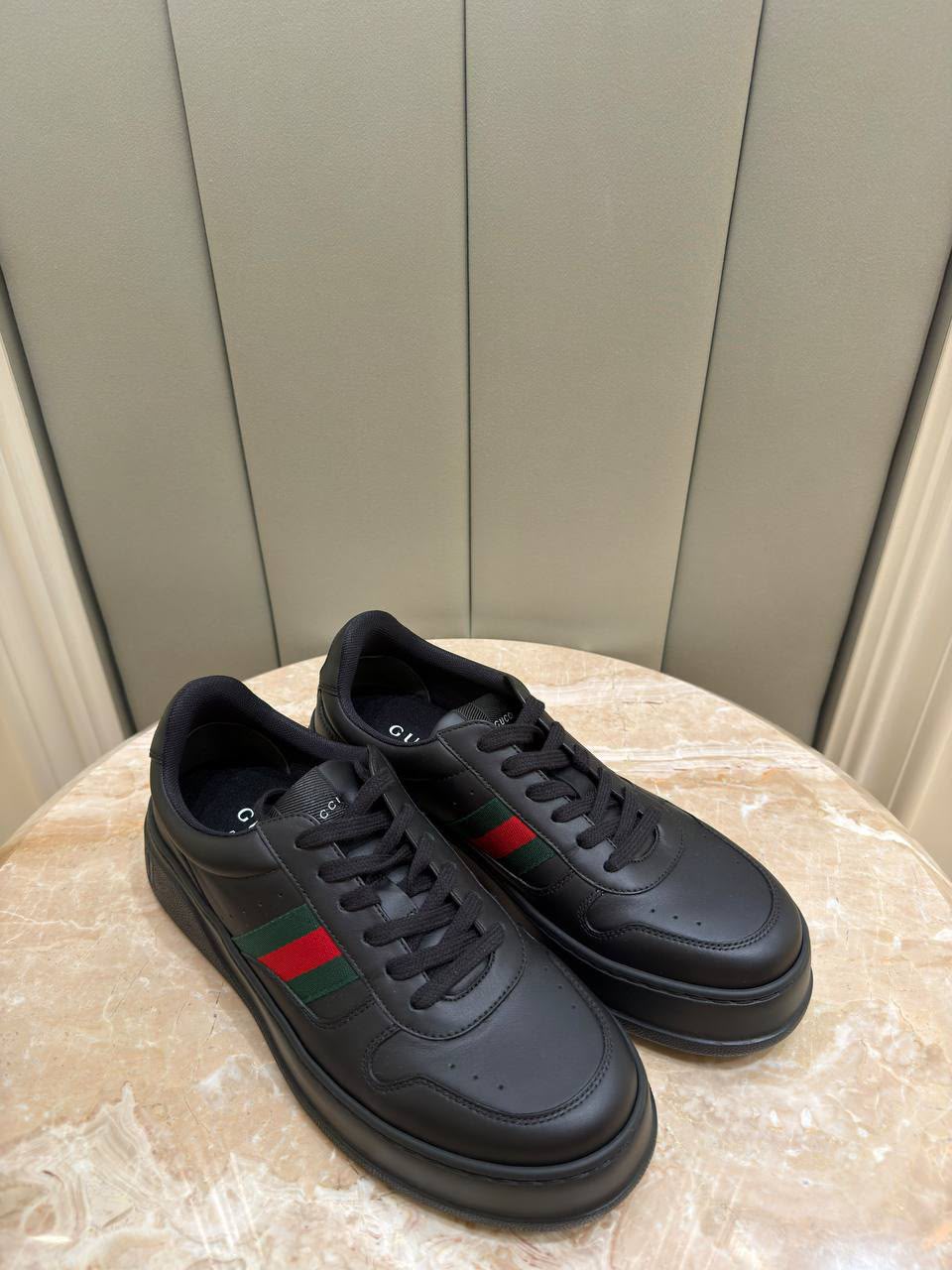 Basket Low-Top Sneaker