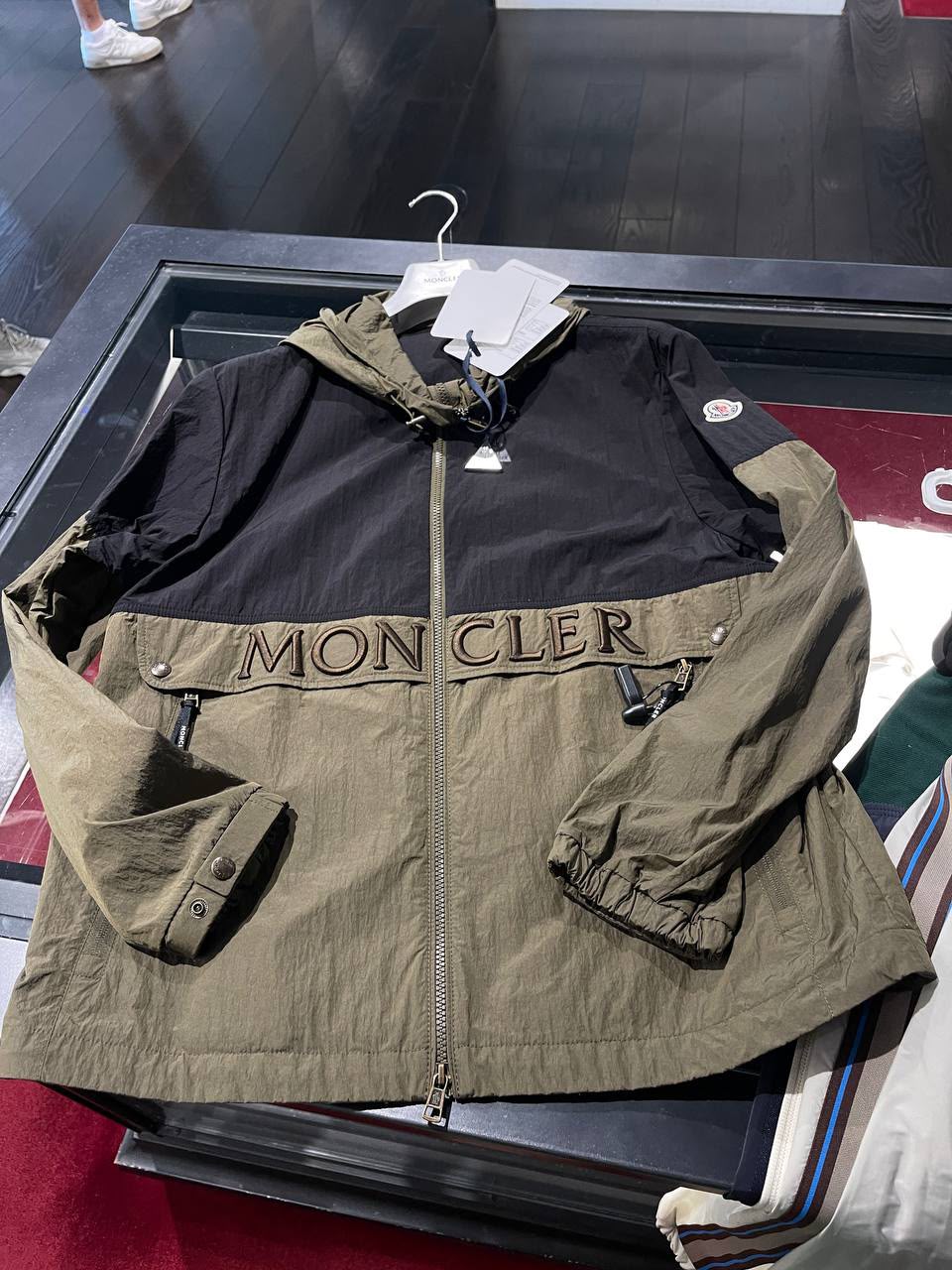 Colorblock Hooded Windbreaker