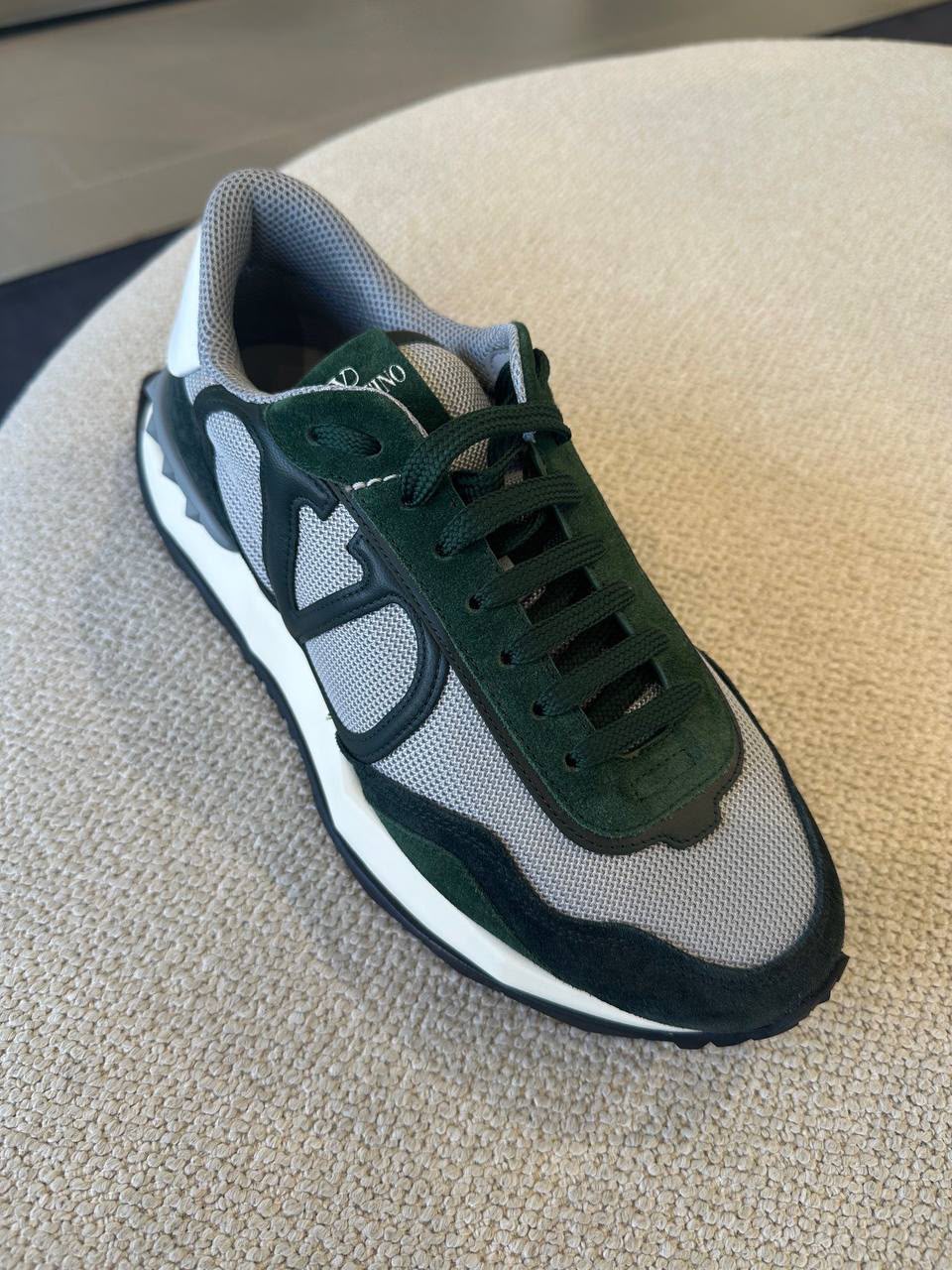 Garavani One Stud Low-Top Sneaker