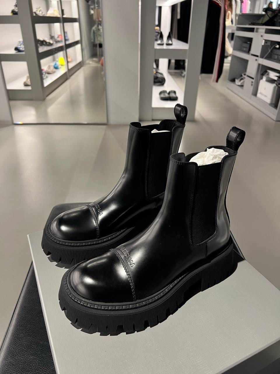 Bulldozer Chelsea Boots