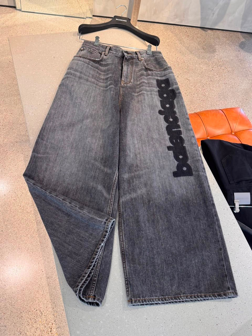 Logo Wide-Leg Jeans