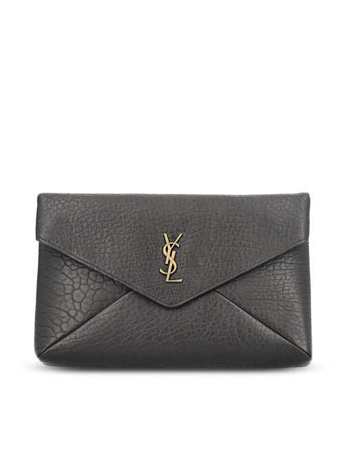 Pochette realizzata in pelle di agnello