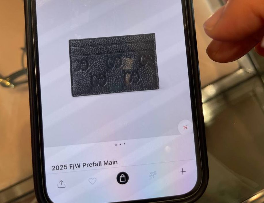 GG Embossed Card Case