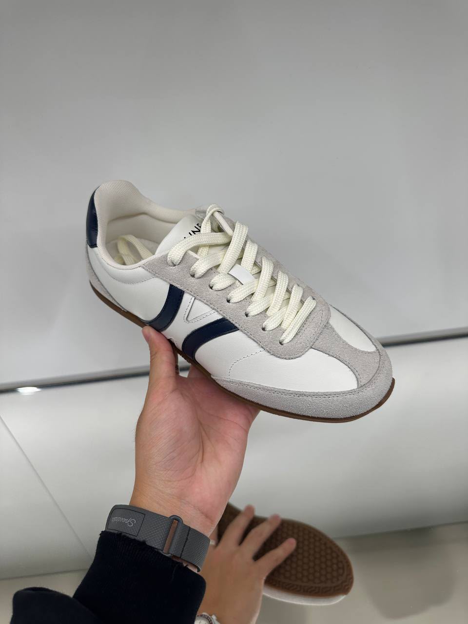 Trainer Low Lace-Up Sneaker