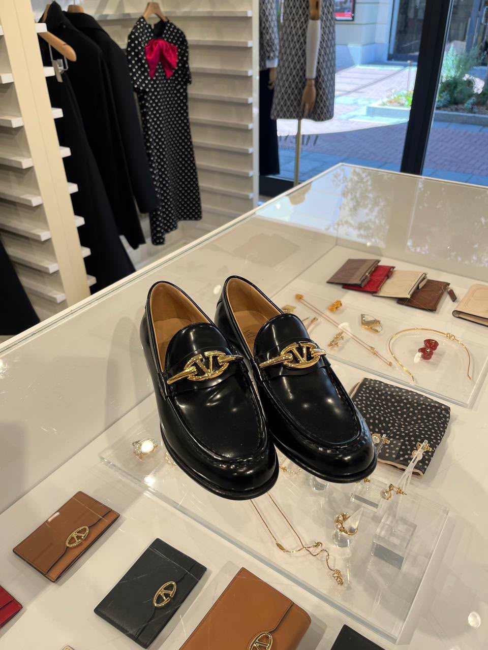 Garavani VLogo Signature Loafer
