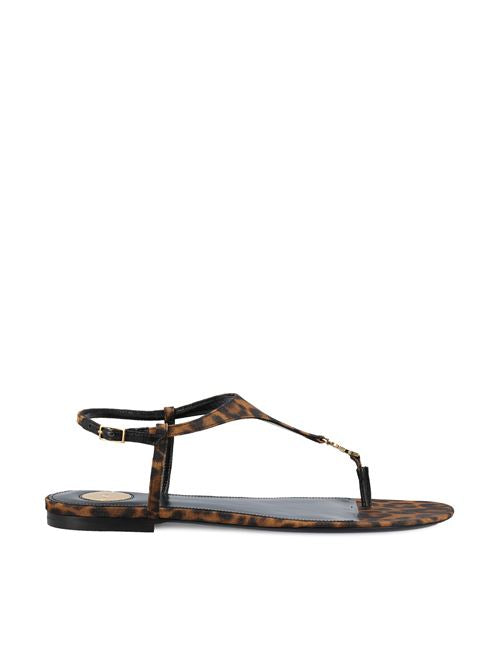 Sandali realizzati in viscosa e ottone