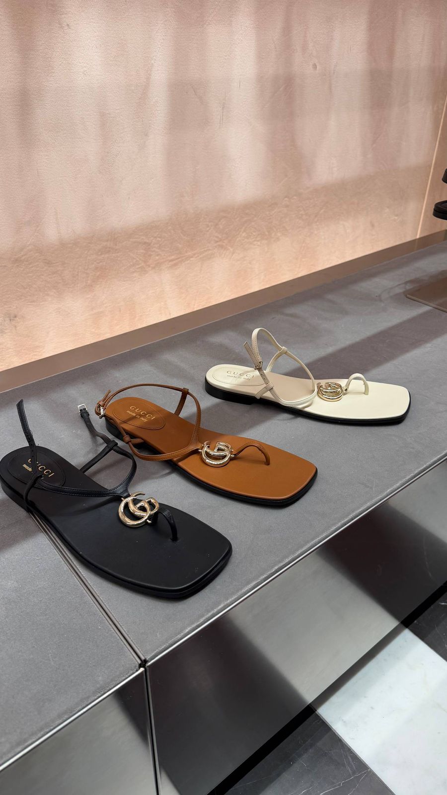 Gucci Double G thong sandal