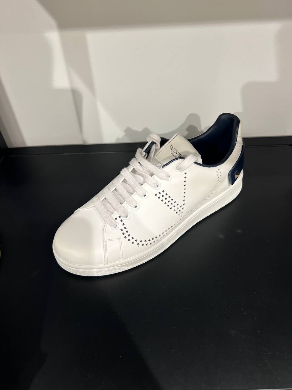 Garavani One Stud Low-Top Sneaker