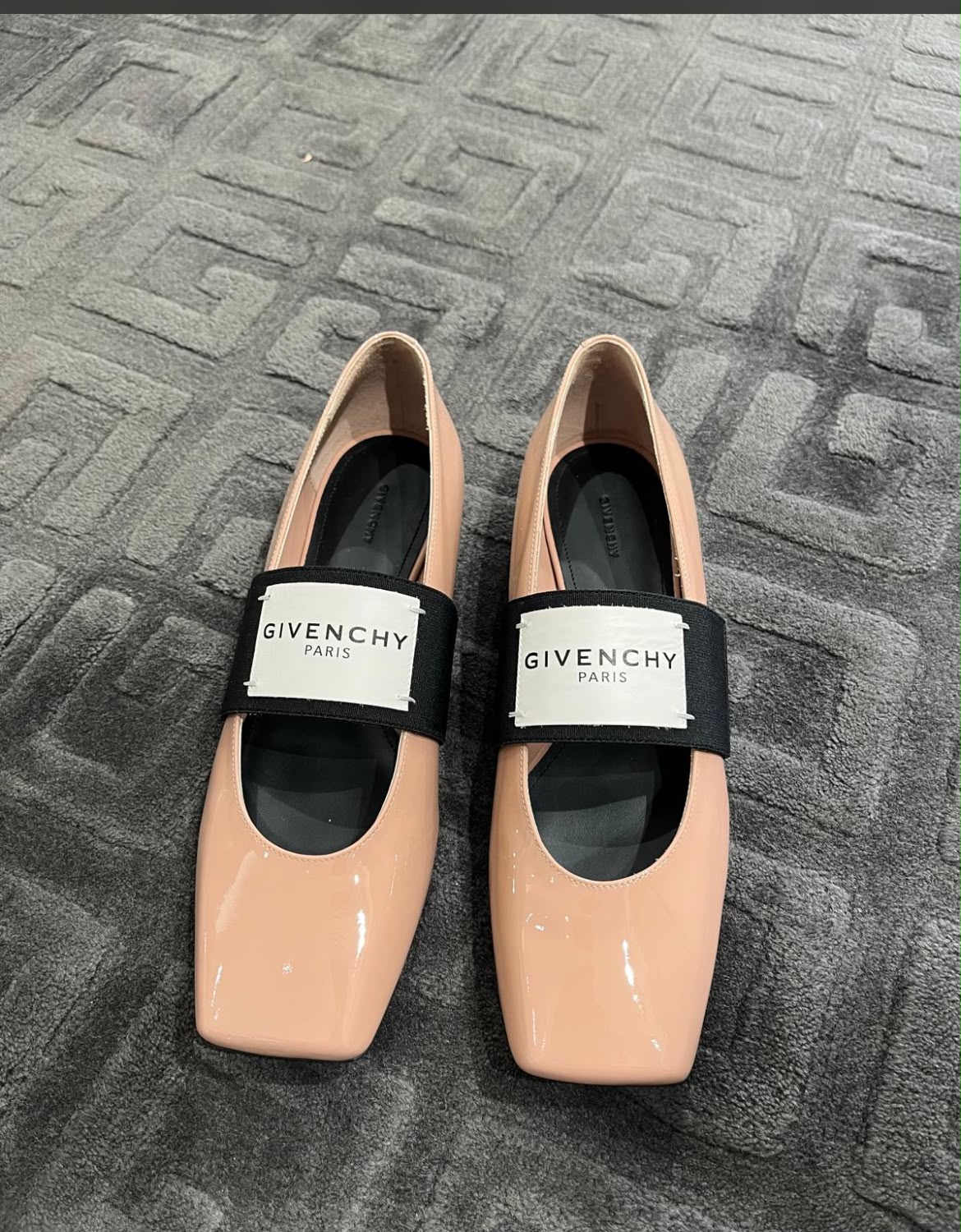 Patent Leather Mary Jane Pumps