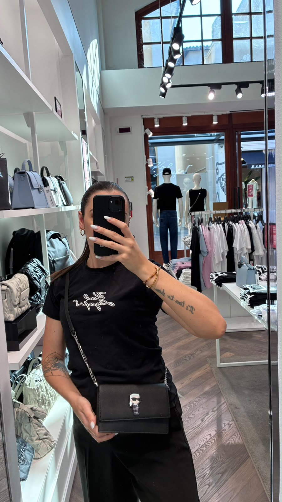 Signature Logo T-Shirt