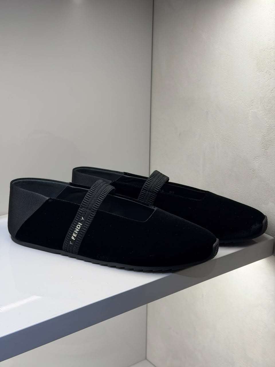 Force Velvet Slippers