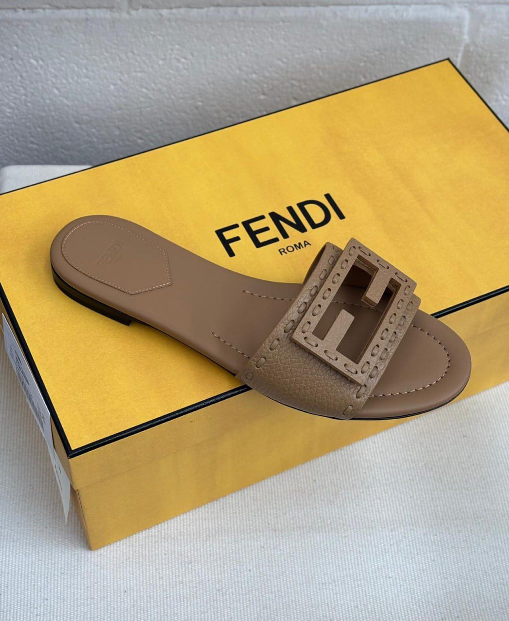 O'Lock Slide Sandals