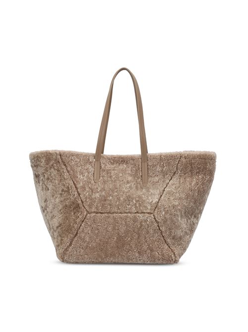 Borsa realizzata in pelliccia