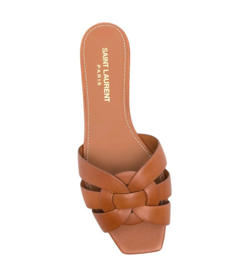 Tribute Nu Pieds slides