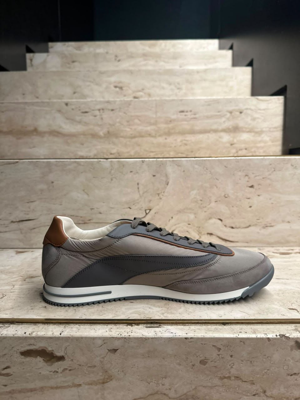360 LP Flexy Walk Sneakers