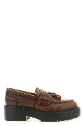 Loafers with tassels