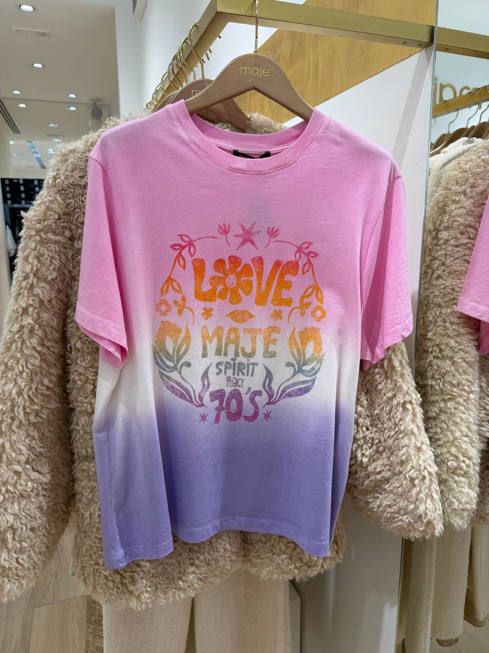 Spirit 70's Graphic T-Shirt