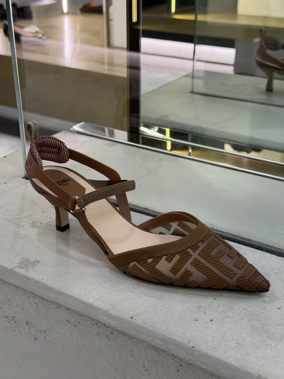Colibrì Slingback Pumps