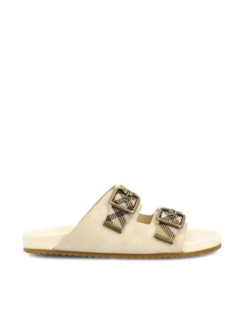 Sandali realizzati in pelle di vitello scamosciata