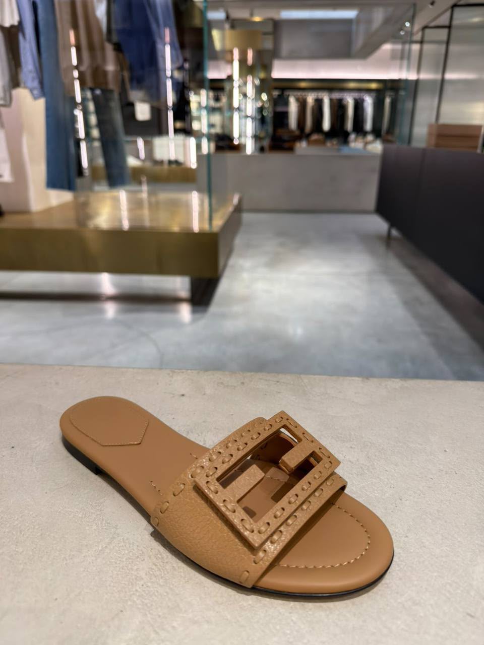 O'Lock Slide Sandals