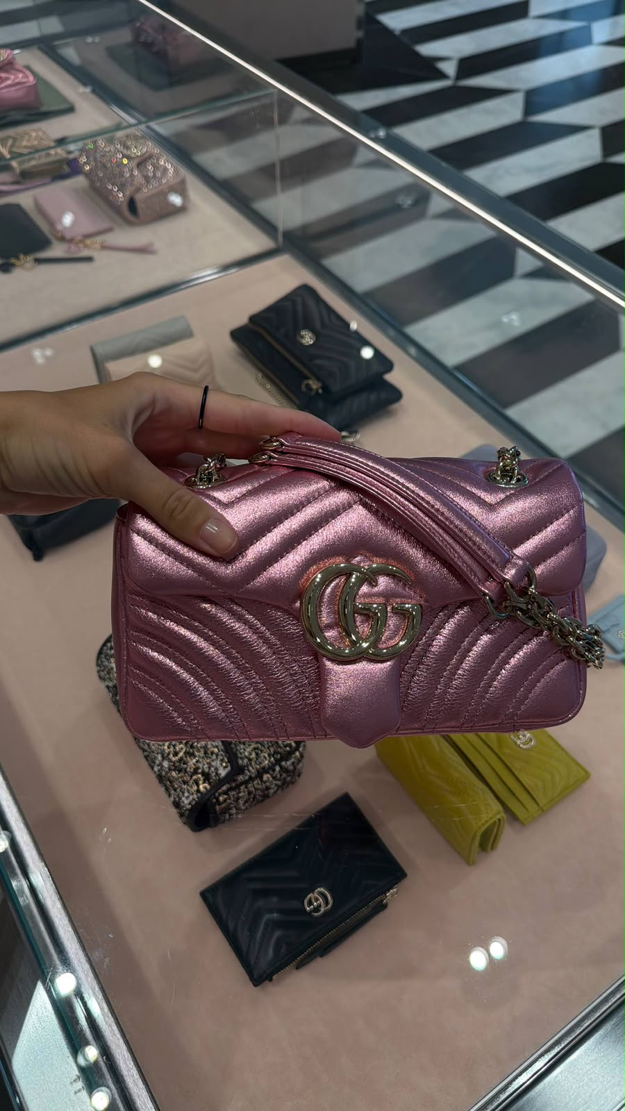 GG Marmont Small Shoulder Bag