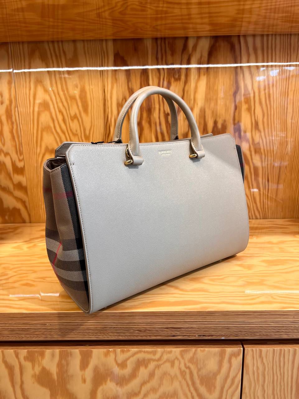 Medium Leather and House Check Tote Bag