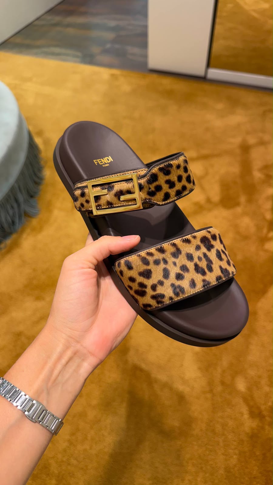 O'Lock Slide Sandals