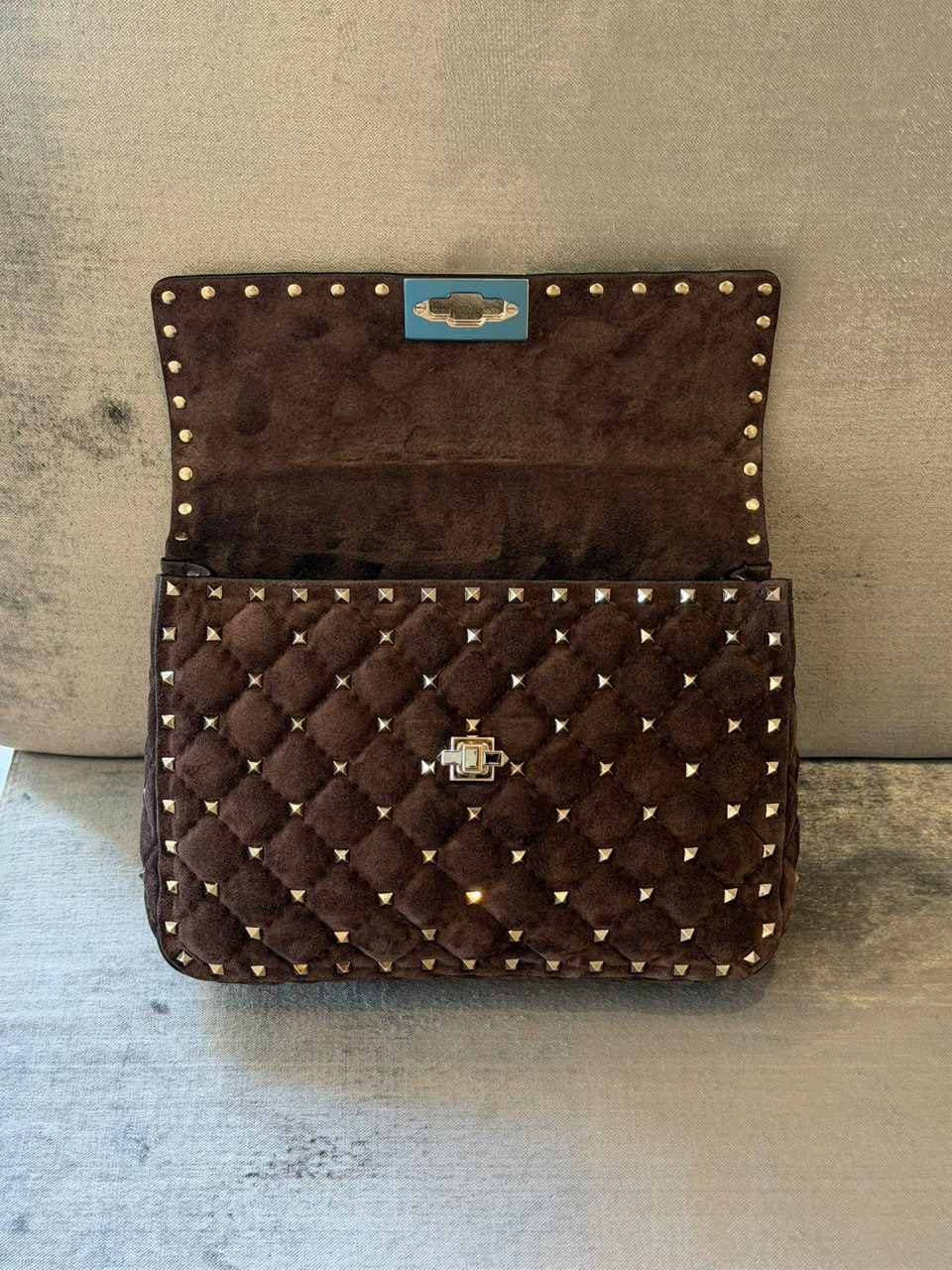 Roman Stud The Handle Bag