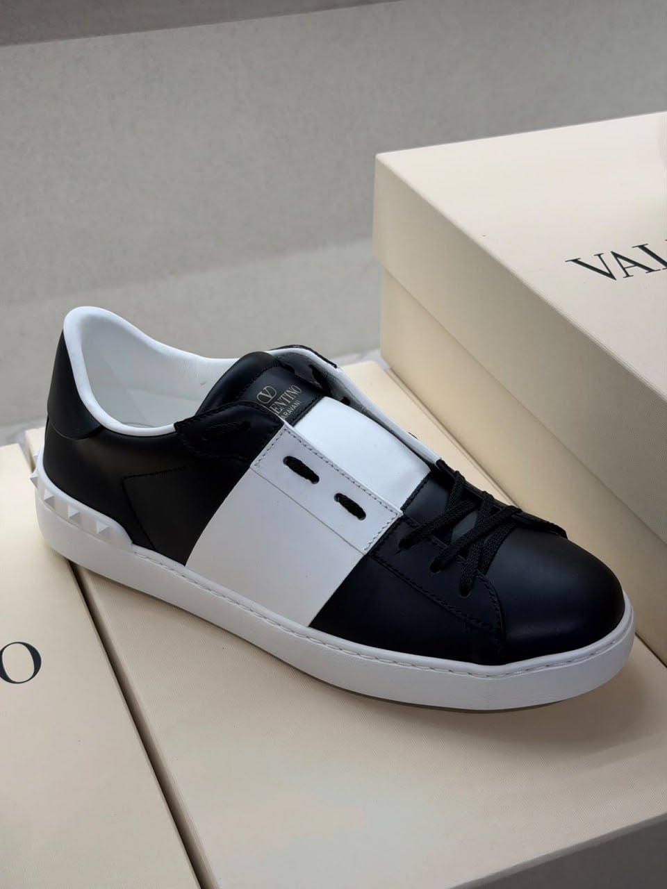 Garavani Open Skate Sneaker