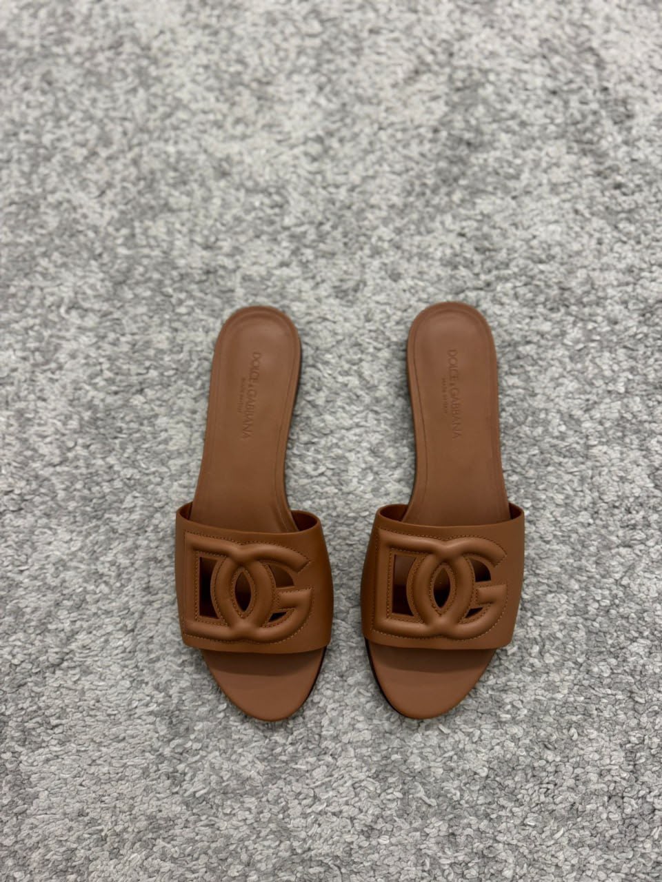 DG Logo Slide Sandals in Rubber