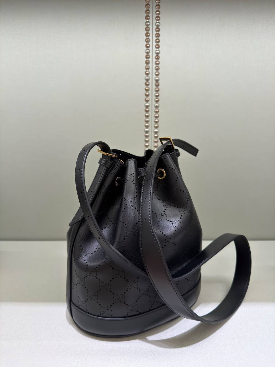 Interlocking G Cut-Out Leather Bucket Bag
