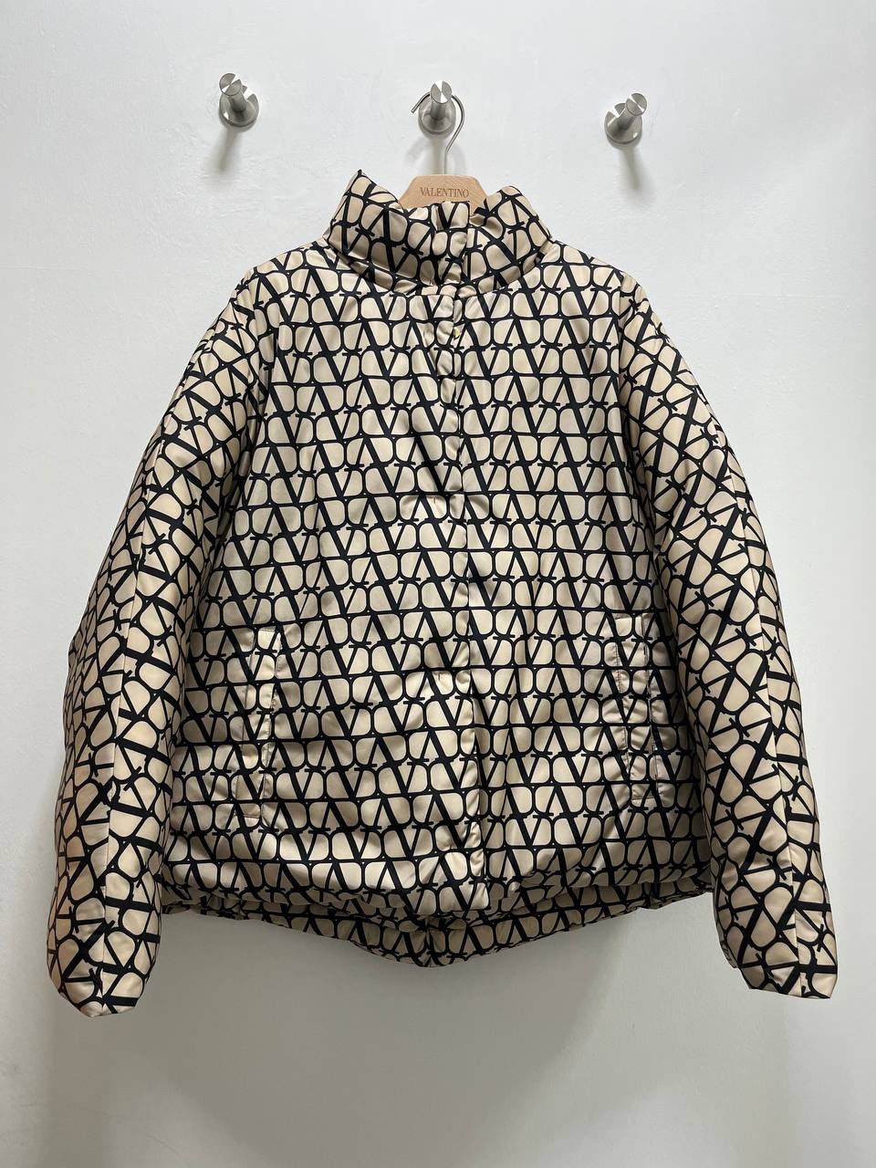 VLogo Print Puffer Jacket