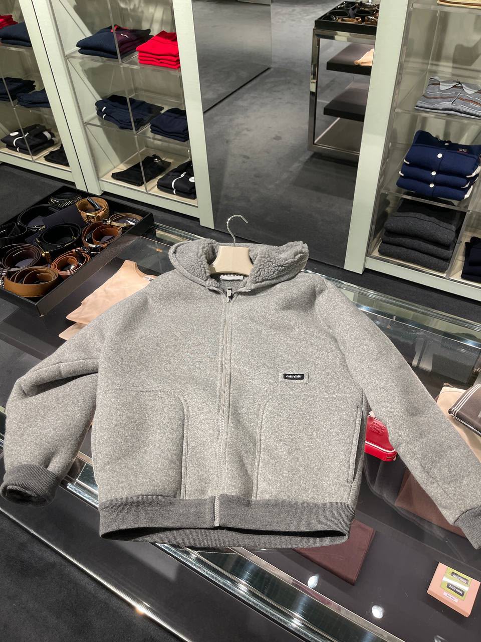 Wool and cashmere hooded jacket
