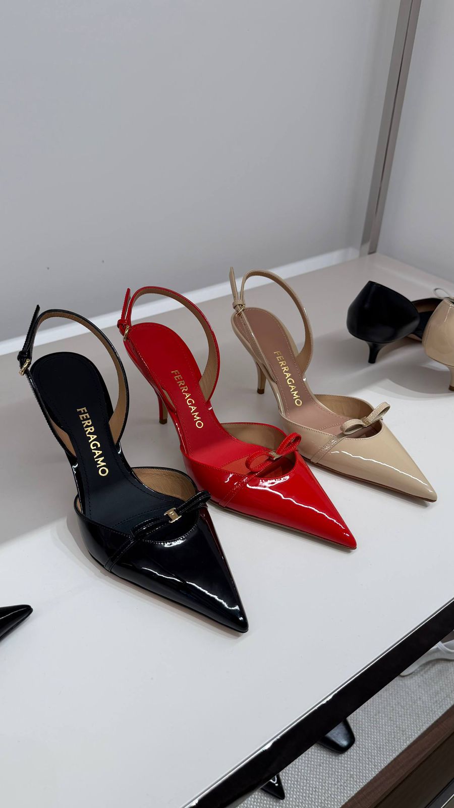 Vara Bow Slingback Pump