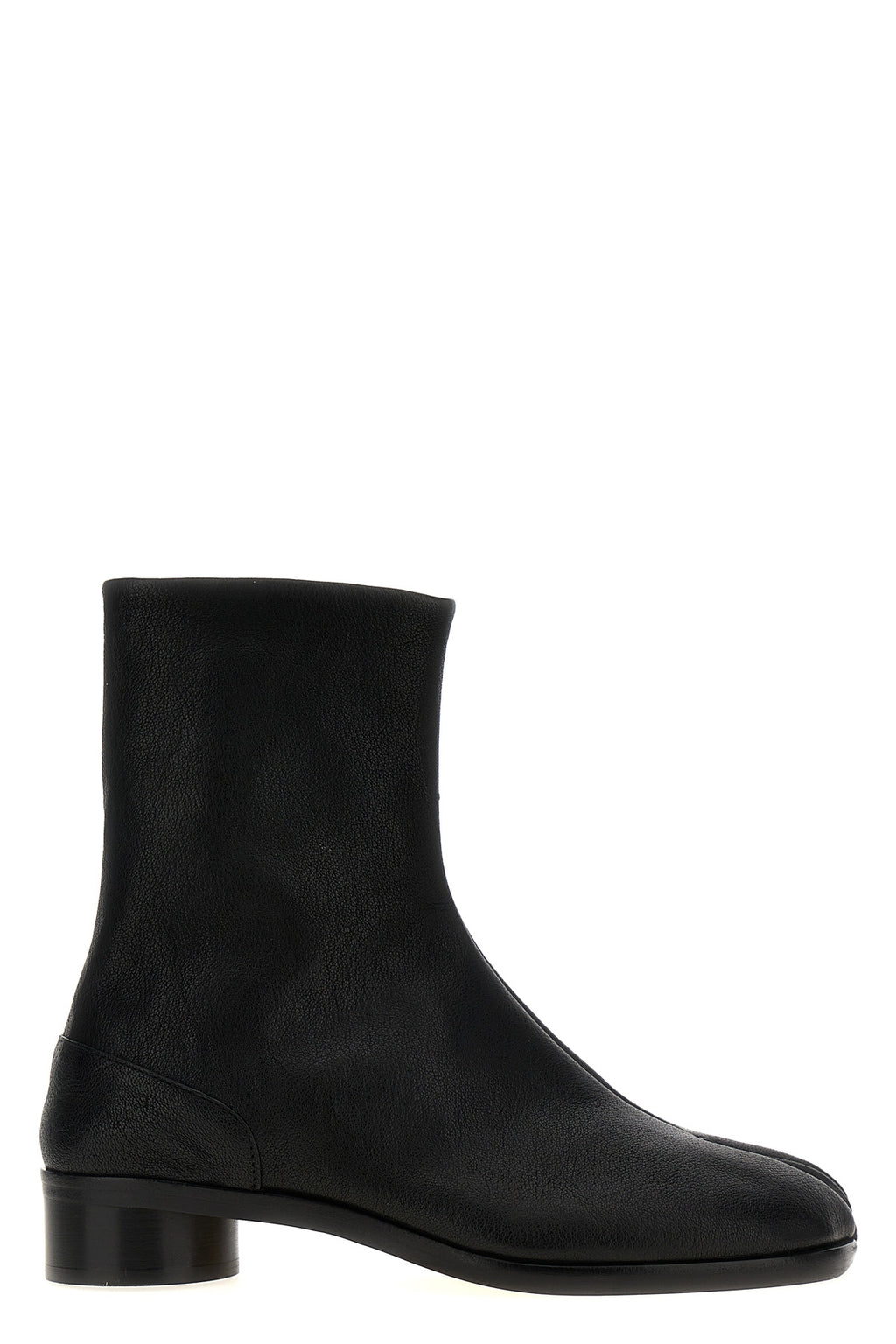 'Tabi' ankle boots