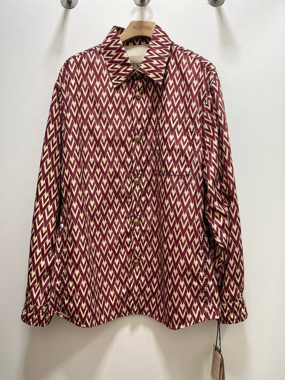 VLogo Signature Geometric Print Shirt