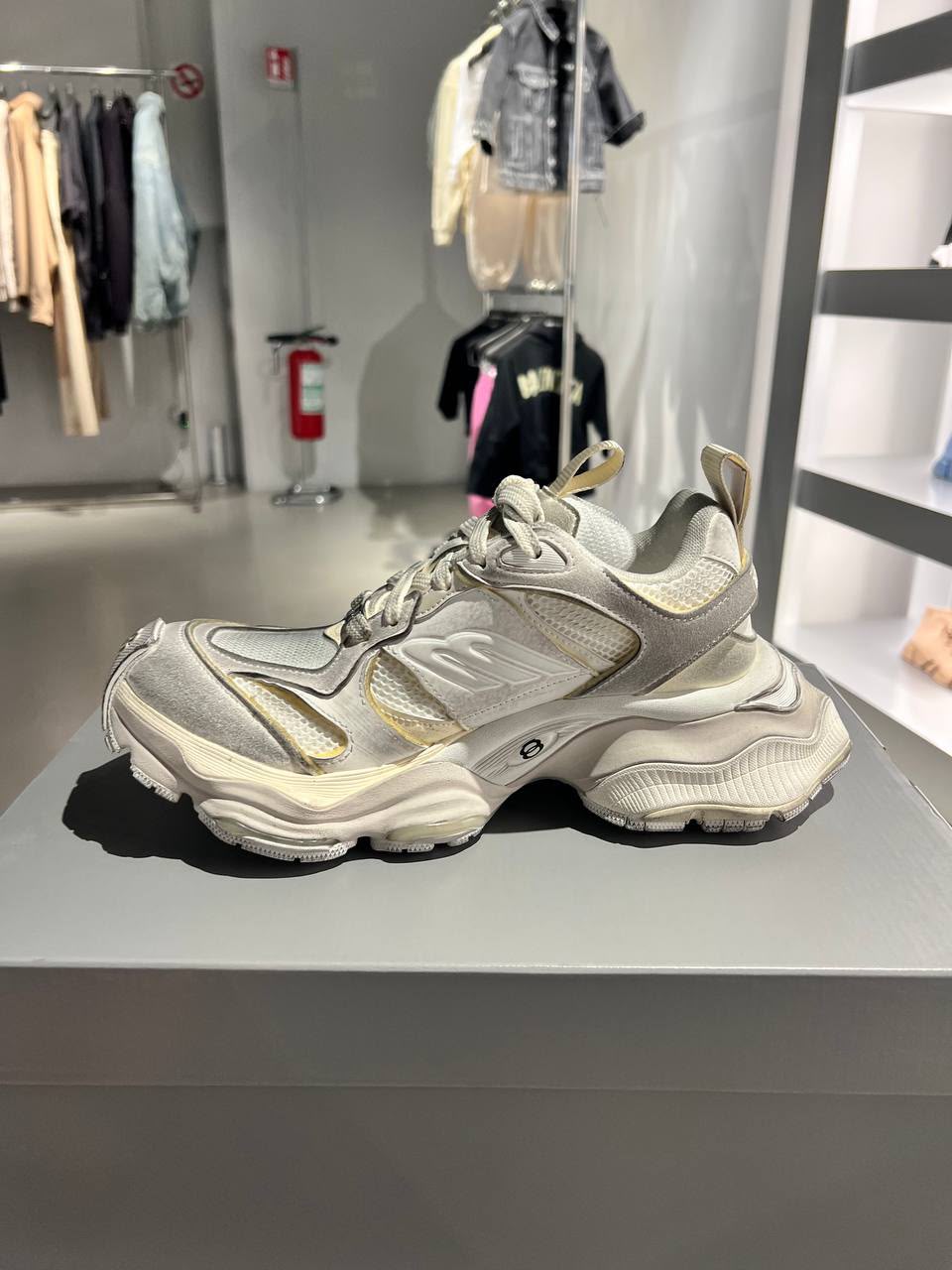 Cargo Sneaker