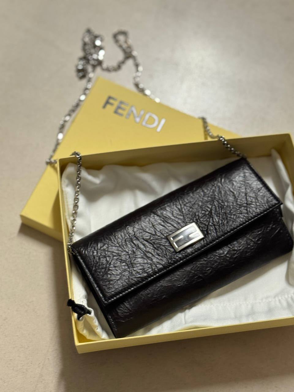 Baguette Chain Wallet