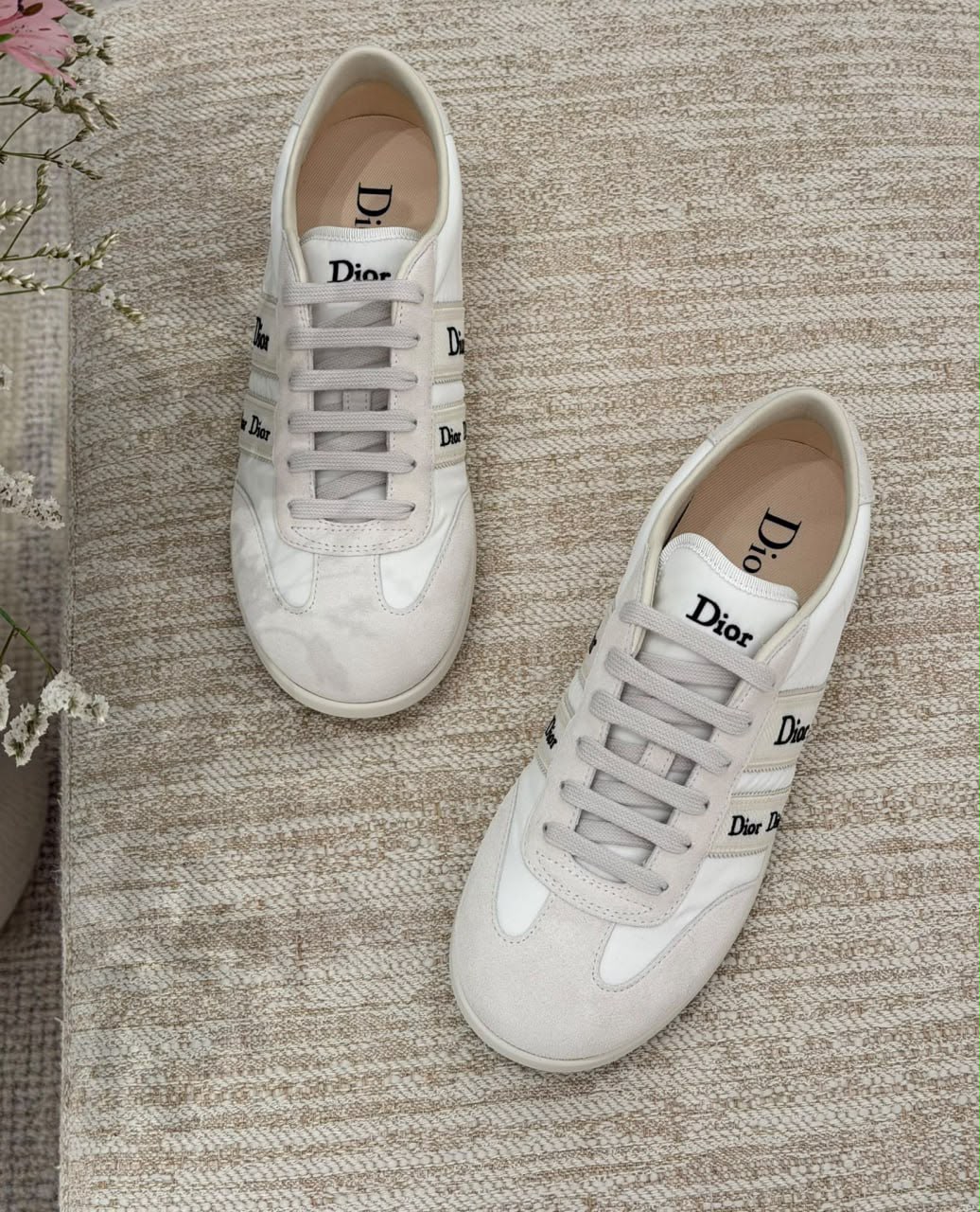 Vibe Sneaker