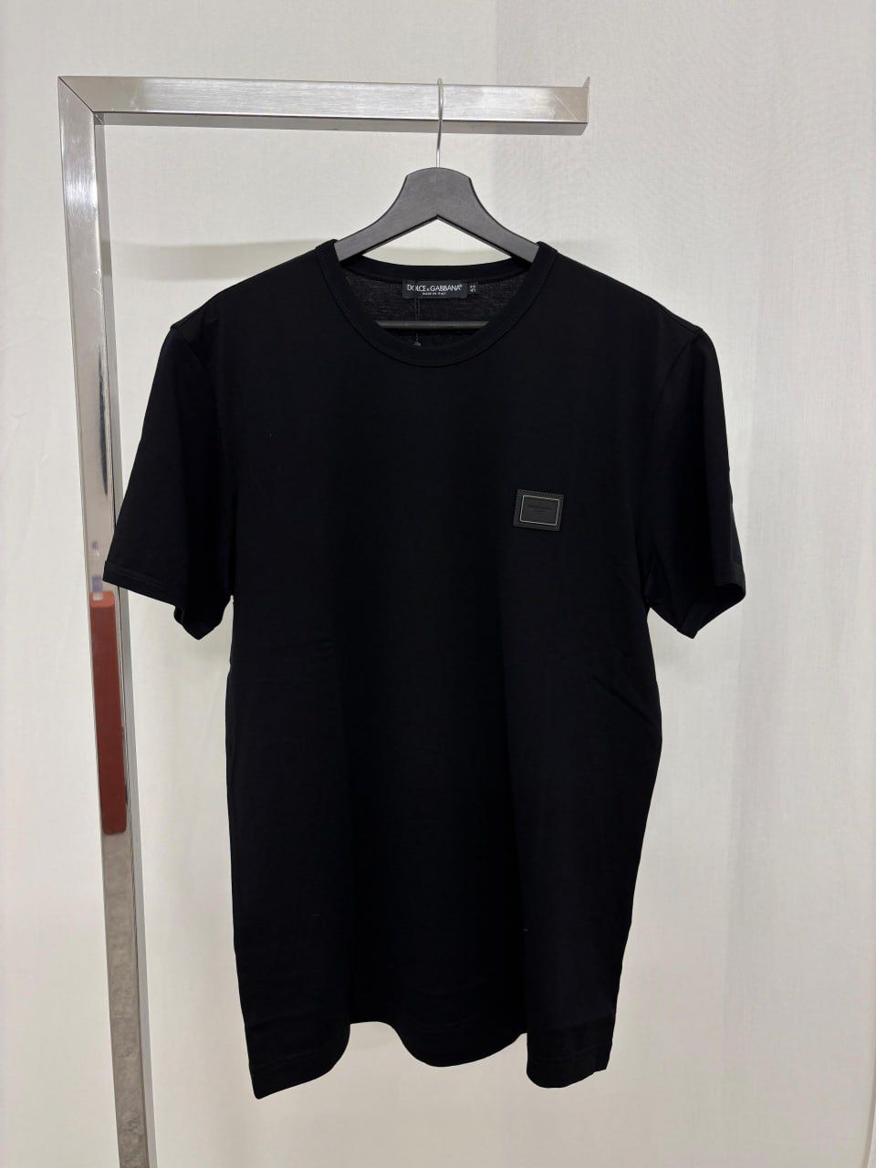 Cotton T-shirt with logo plate
