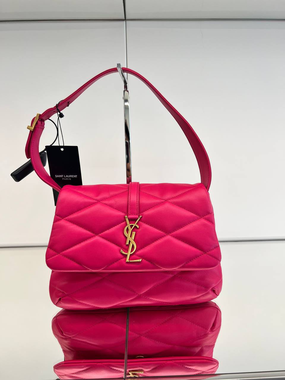 Le 5 à 7 Bea Bag in Quilted Lambskin