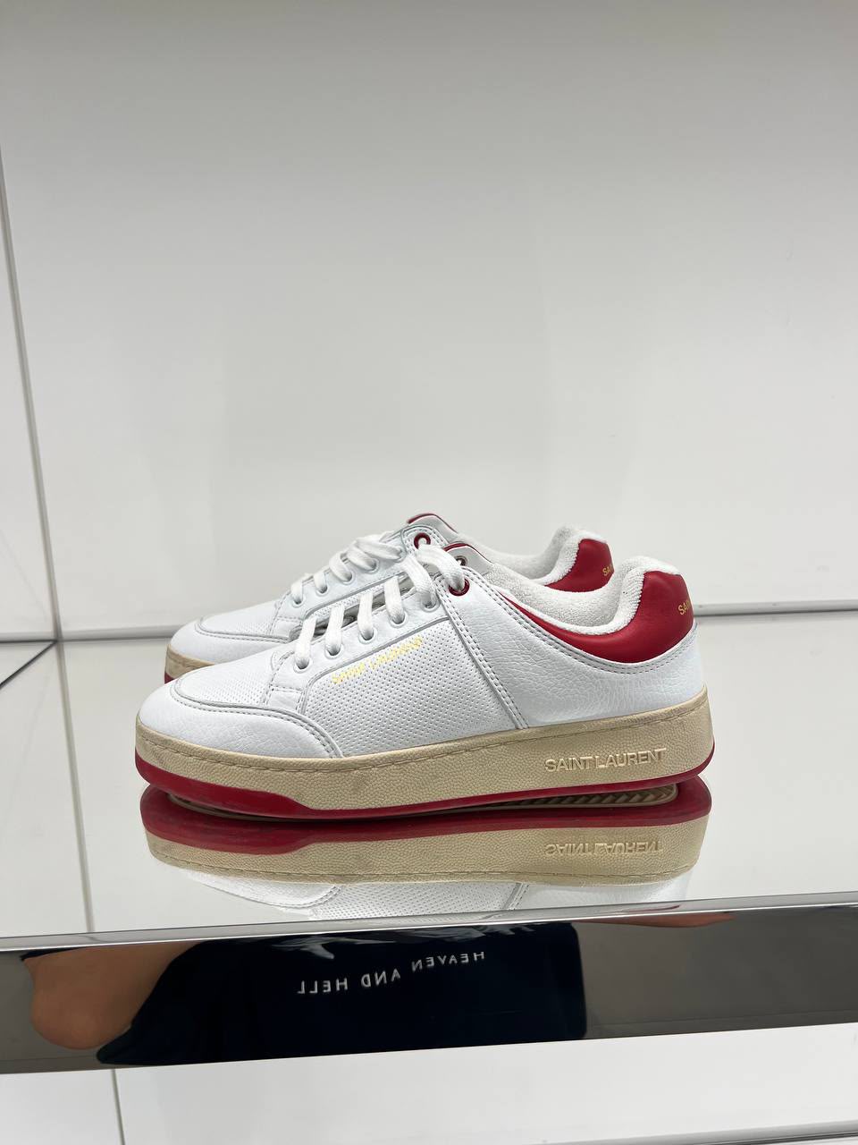 Court Classic SL/80 Low-Top Sneakers