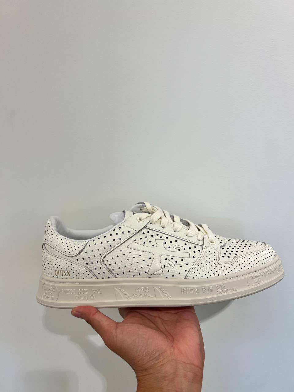 Quinn Sneakers