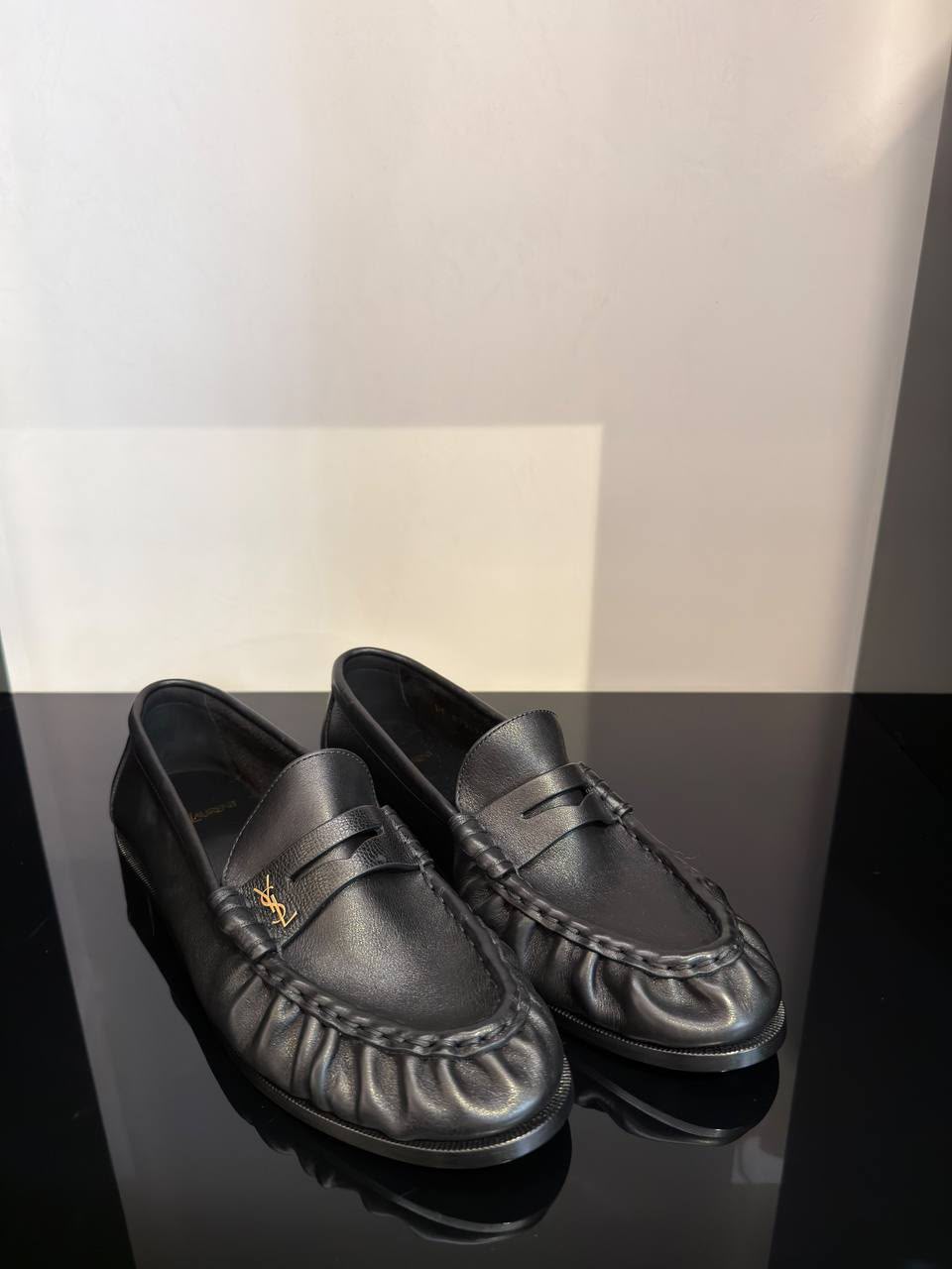 Le Loafer Penny Loafers in Grained Leather