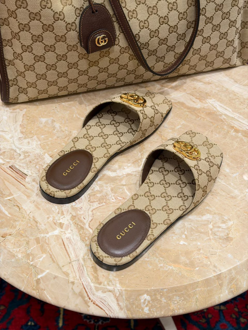 GG Supreme Slide Sandals