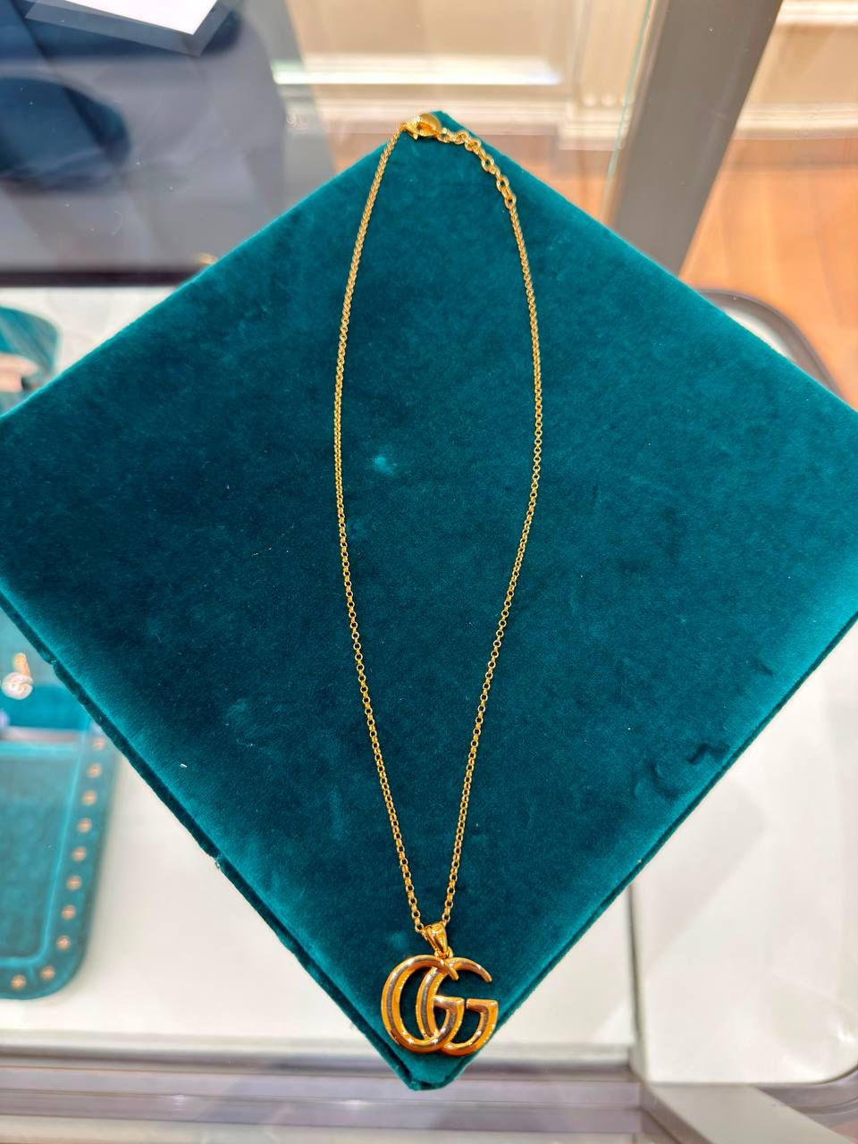 Double G necklace