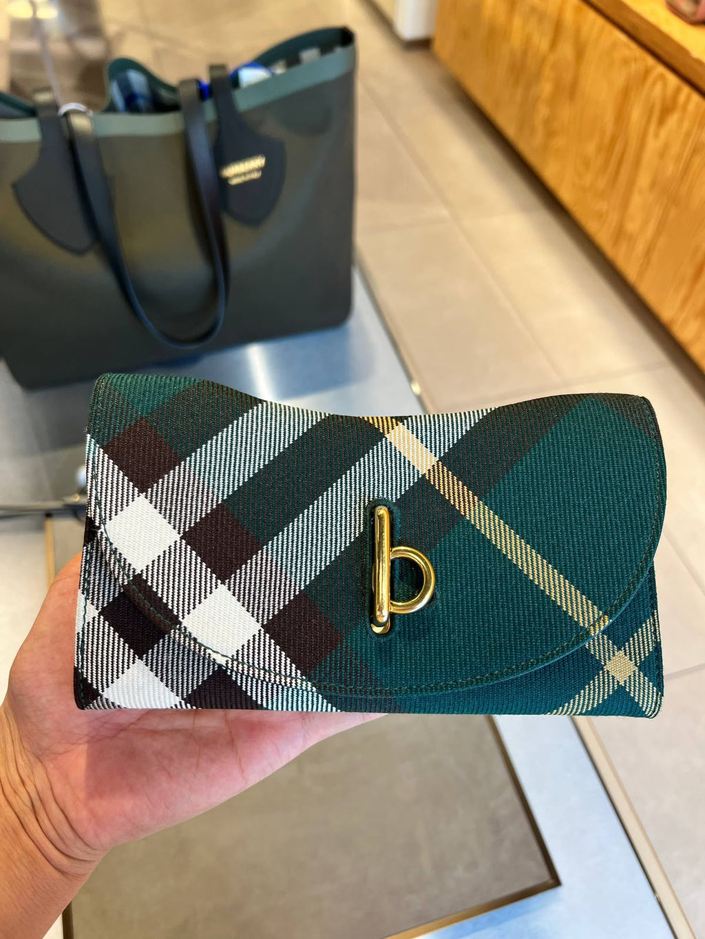 Leather Continental Wallet