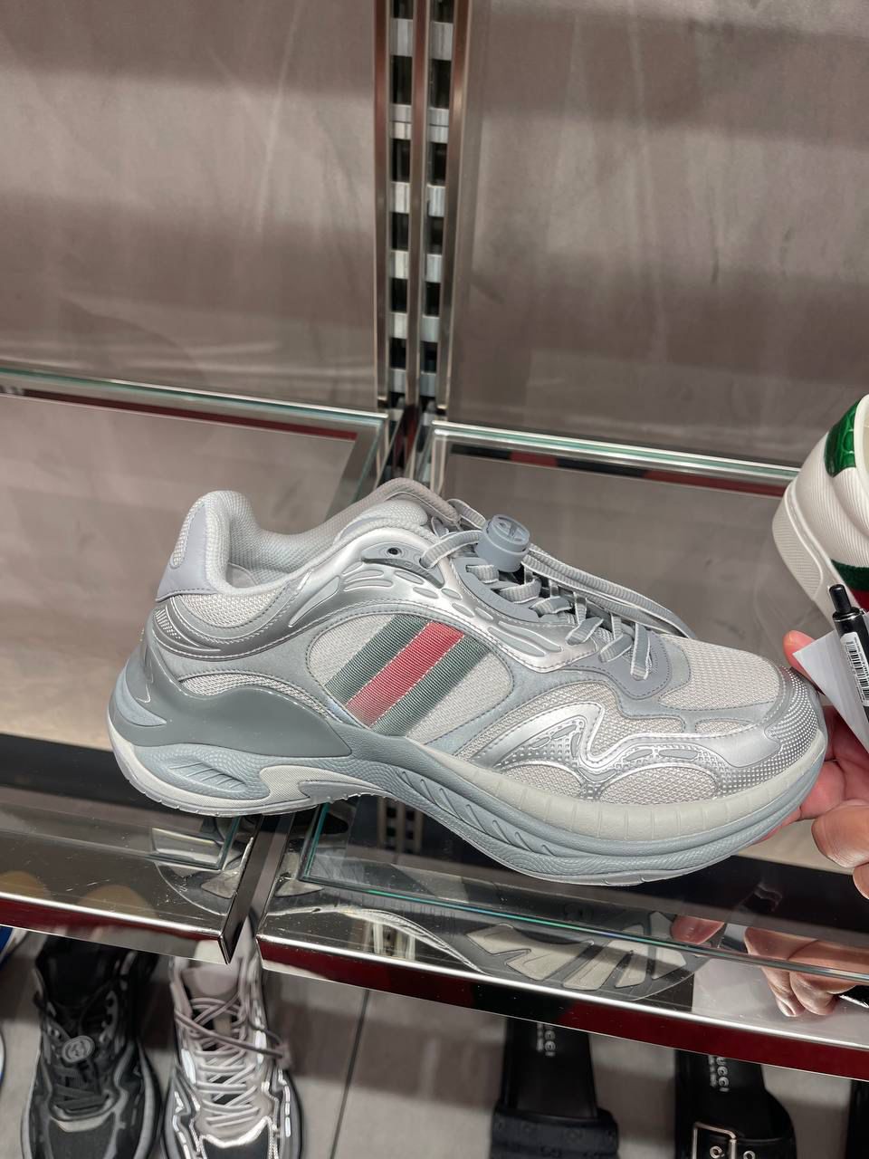 Rhyton sneaker with Web