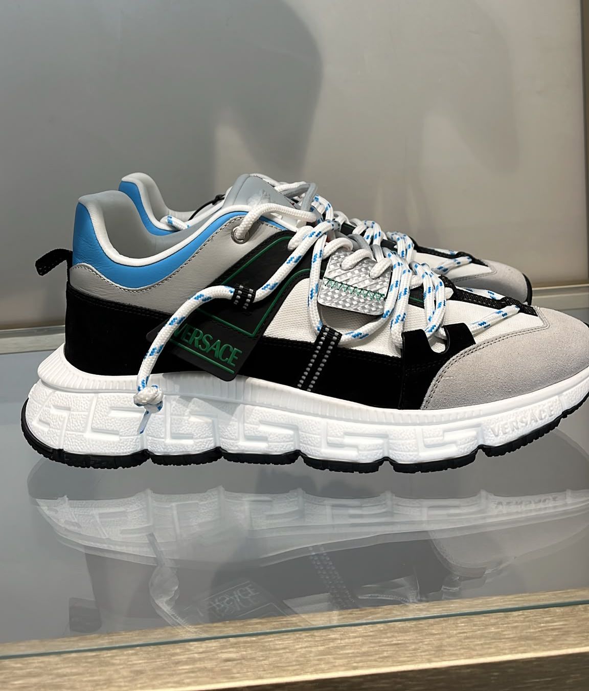 Trigreca Sneakers